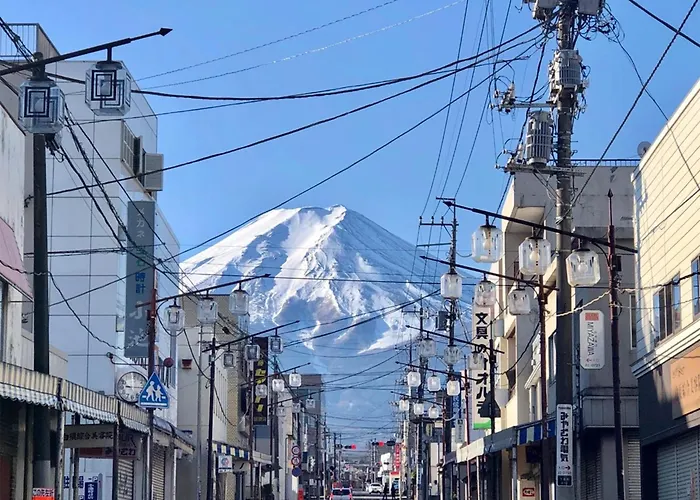 Opensale Hoco 富士吉田富士山ビューの上質な宿 駅近 本町撮影スポット徒歩1分